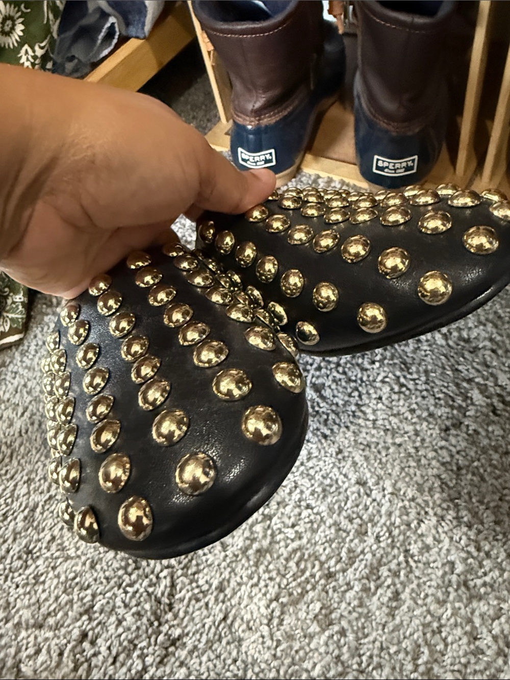 New with tags A New Day Studded Slide On Flats 8 gold hardware - Picture 4 of 8